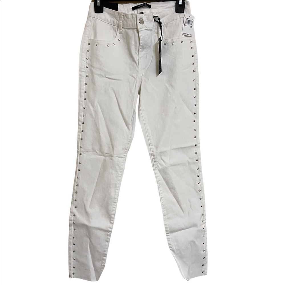 Numero Vienna Crop Mid Rise Studded Skinny Jeans White Size 28 NWT